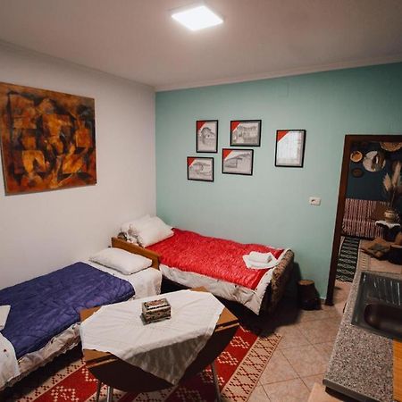 Bb Apartament Apartment จีโรคาสเตอร์ ภายนอก รูปภาพ