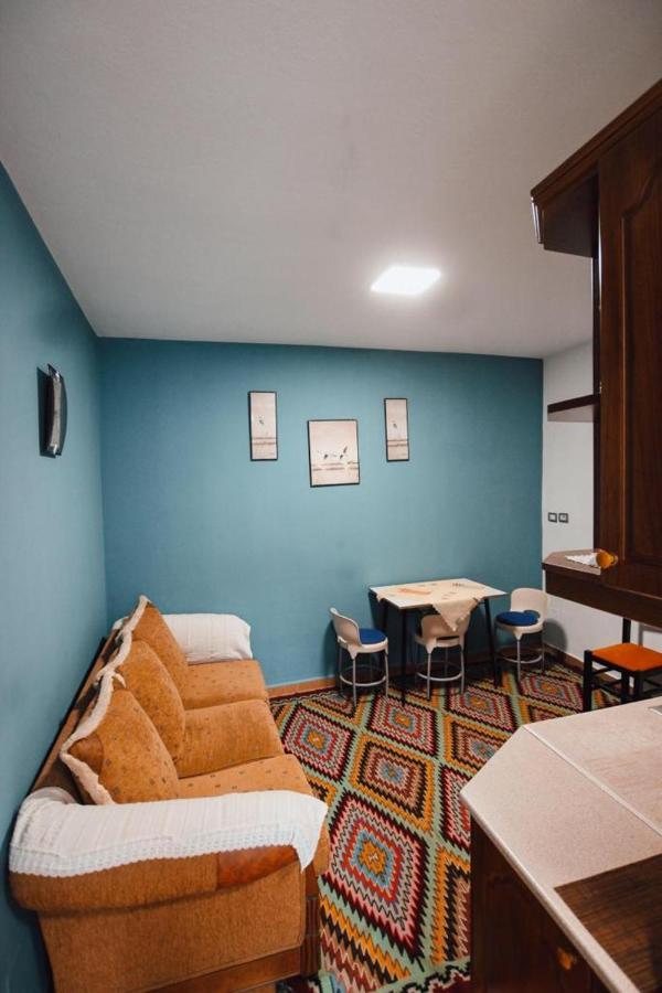 Bb Apartament Apartment จีโรคาสเตอร์ ภายนอก รูปภาพ