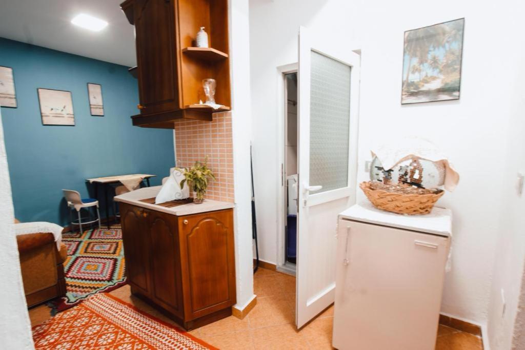 Bb Apartament Apartment จีโรคาสเตอร์ ภายนอก รูปภาพ